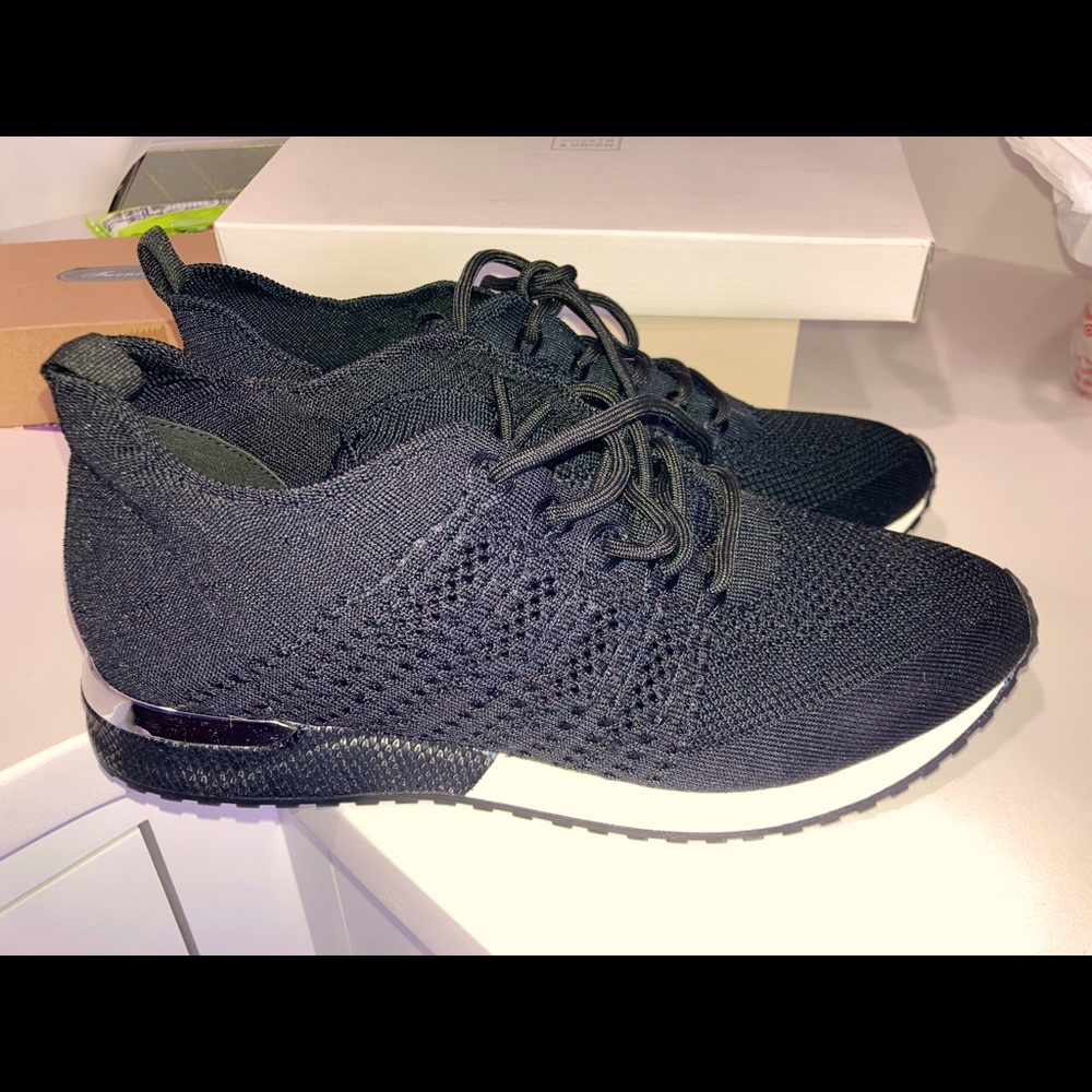 14th & Union: Rorie-Fab Black knit